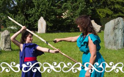 danze dervonne celtiche celti femminili celtic dance dancer danzatrici celtiche veli menhir cromlech cavaglià cosmesi antichità lapislazuli