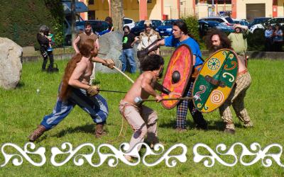 danze dervonne celtiche celti femminili celtic dance dancer danzatrici celtiche veli menhir cromlech cavaglià cosmesi antichità lapislazuli