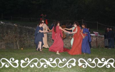 danza romana roman dance danzatrici dancer danzatrice dancers female dance sacral dance fire